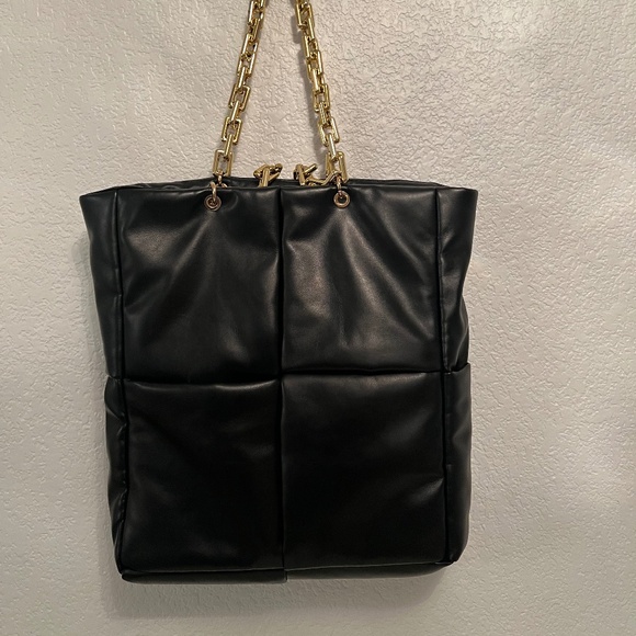 Urban Expressions Black 4 Square Tote - Picture 1 of 12